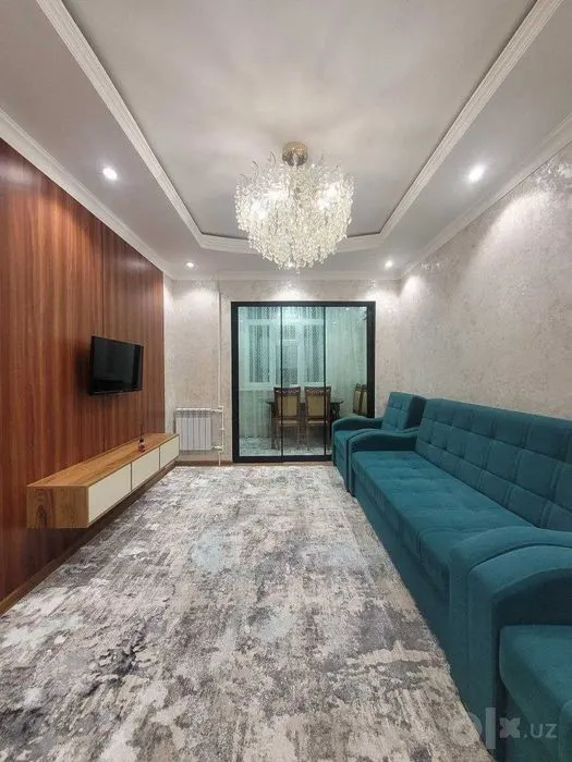Продаётся 2-комнатная квартира, 45 м², 1/4 этаж — Чиланзарский район