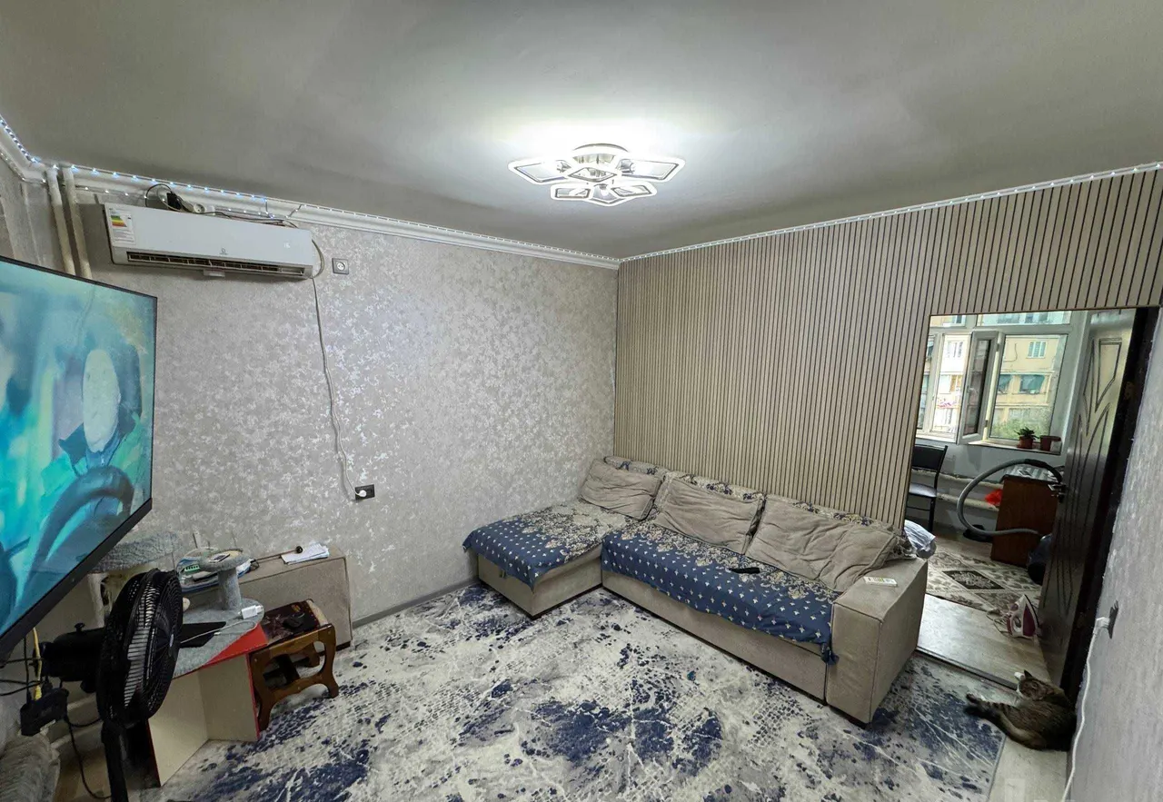 Продаётся 3-комнатная квартира, 42 м², 4/9 этаж — Сергелийский район