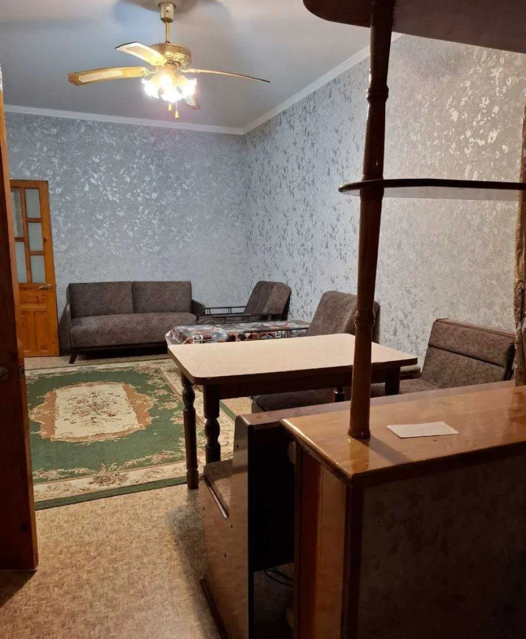 Продаётся 2-комнатная квартира, 50 м², 2/4 этаж — Юнусабадский район