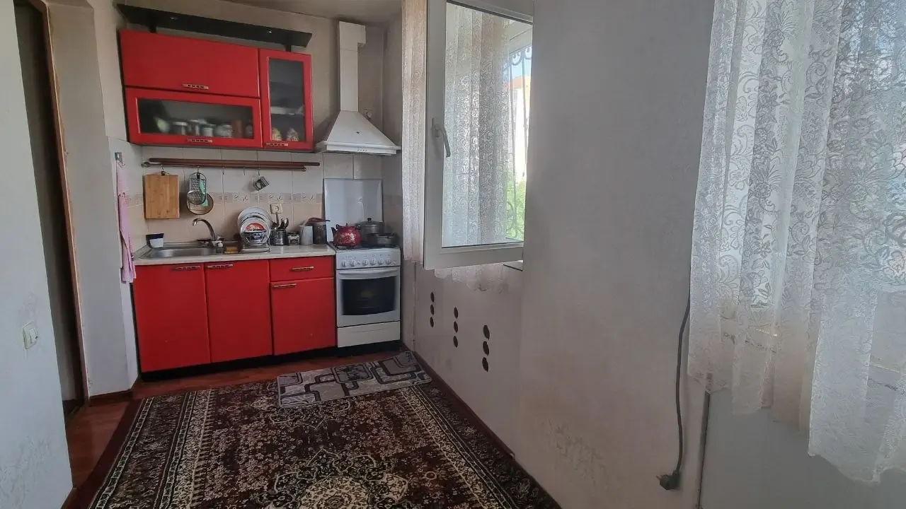 Продаётся 3-комнатная квартира, 72 м², 3/4 этаж — Юнусабадский район