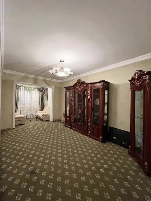 Продаётся 4-комнатная квартира, 96 м², 8/9 этаж — Юнусабадский район