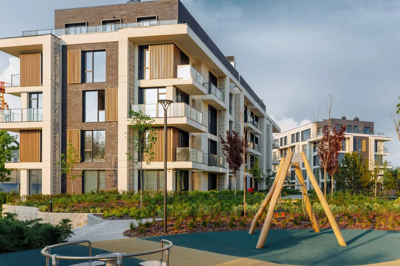 Сотилади 4 хонали квартира, 126 м², 2/5 қават — Мирзо Улуғбек тумани