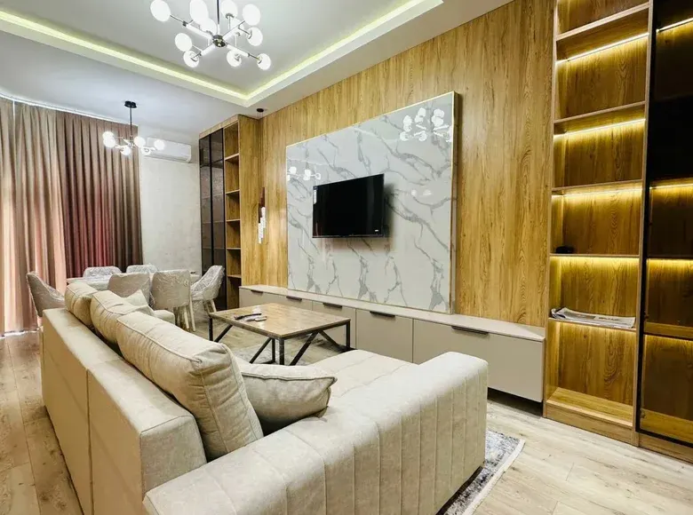 Сотилади 2 хонали квартира, 80 м², 1/8 қават — Миробод тумани