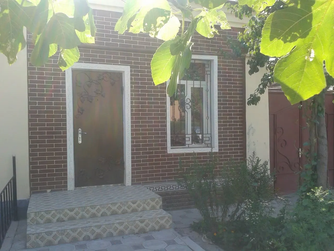 Ijaraga beriladi 6 xonali hovli uy, 3 sotix, 165 m² — Yakkasaroy tumani