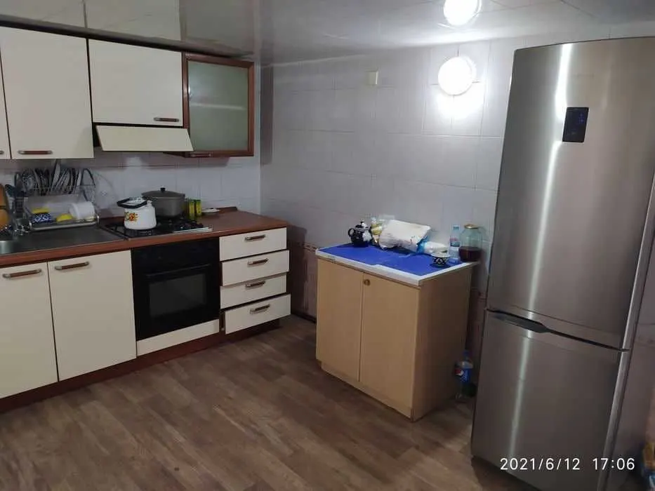 Ижарага берилади 6 хонали ҳовли уй, 4 сотих, 160 м², 1 қаватли — Миробод тумани