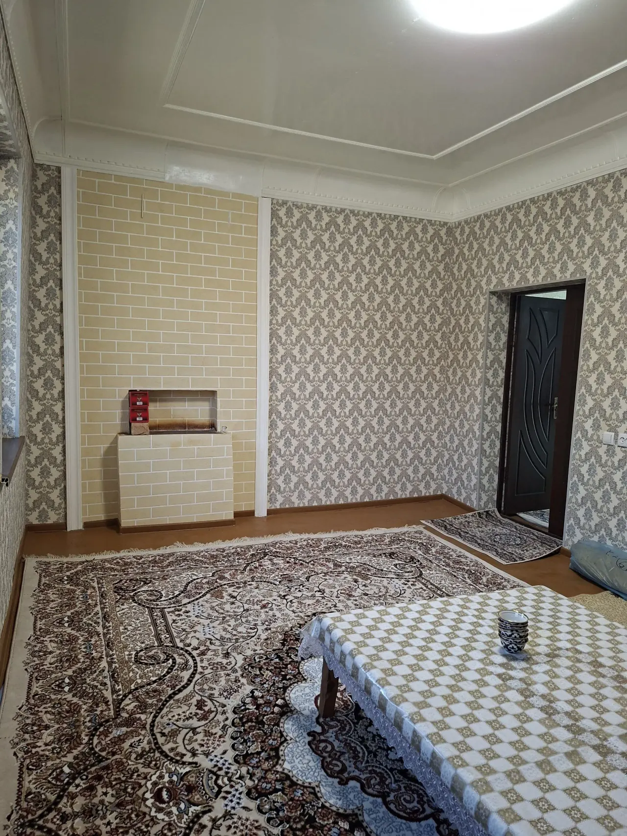 Sotiladi 5 xonali hovli uy, 2.7 sotix — Qibray tumani