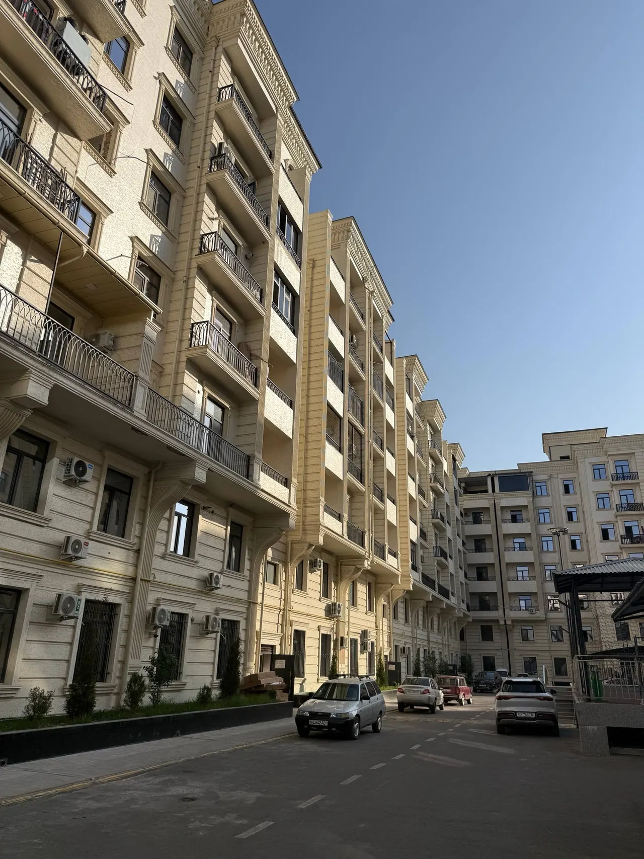 Sotiladi 2 xonali kvartira, 62.2 m², 1/7 qavat — Samarqand shahri