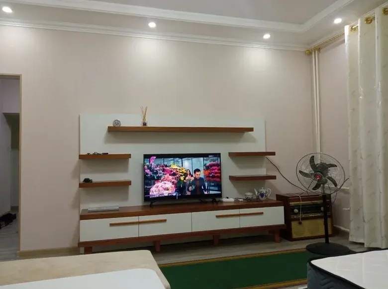 Ижарага берилади 2 хонали квартира, 60 м², 3/6 қават — Мирзо Улуғбек тумани