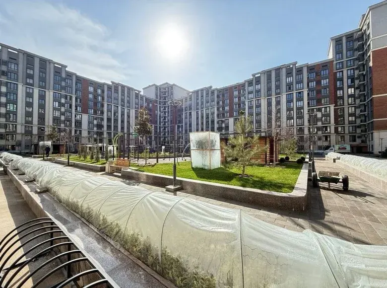 Сотилади 3 хонали квартира, 78 м², 1/10 қават — Мирзо Улуғбек тумани