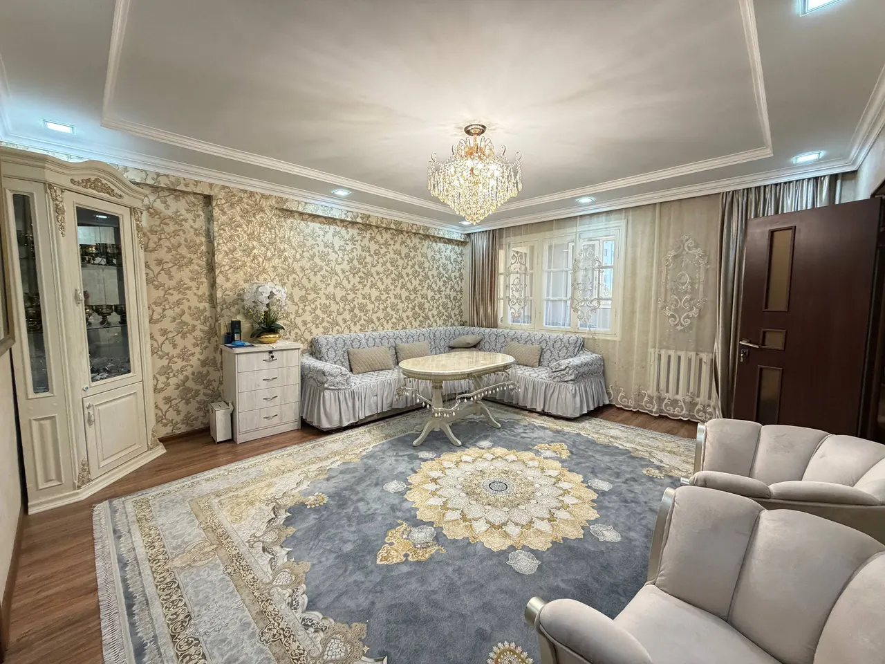 Сотилади 3 хонали квартира, 87 м², 6/8 қават — Яккасарой тумани