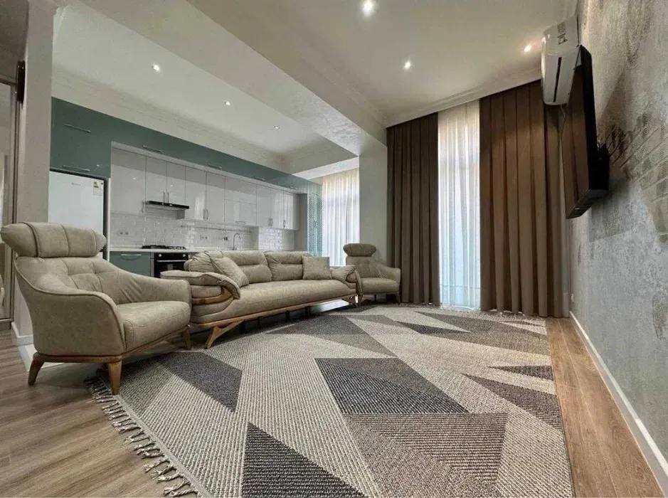 Ижарага берилади 3 хонали квартира, 125 м², 4/8 қават — Шайхонтоҳур тумани