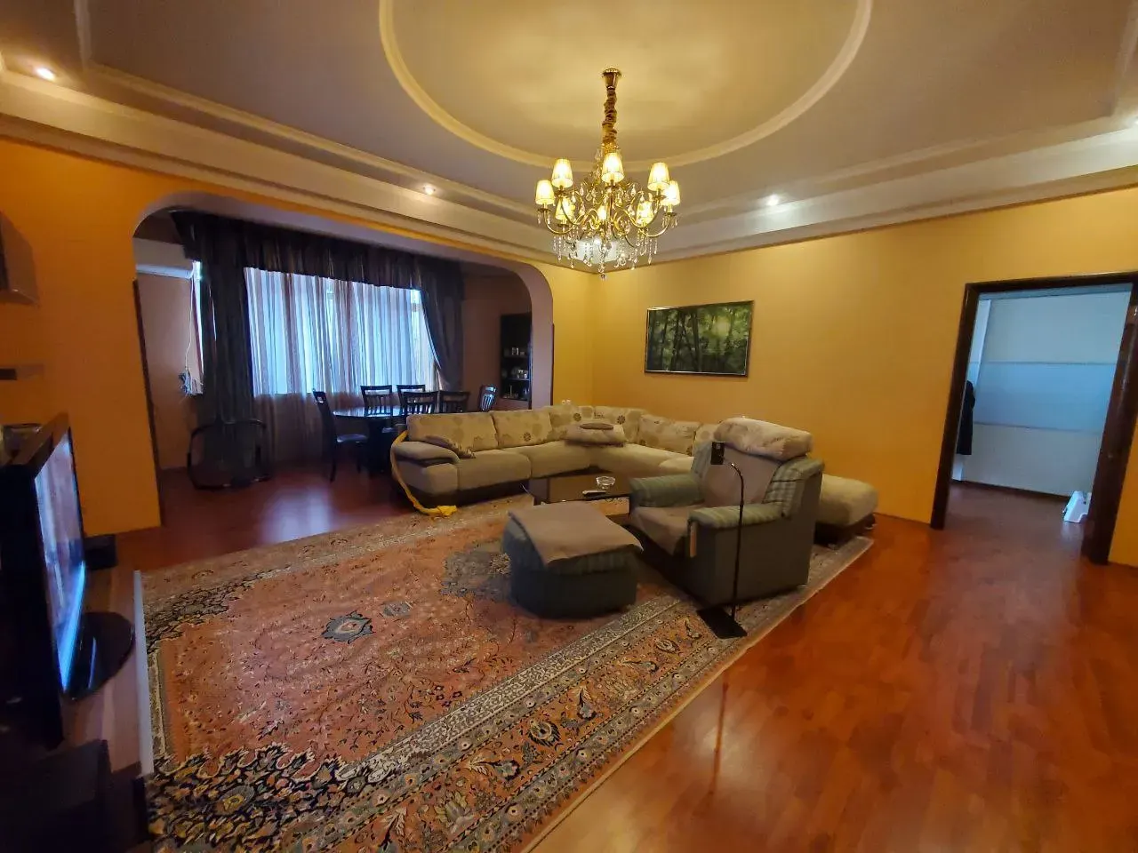 Sotiladi 4 xonali kvartira, 162 m², 3/5 qavat — Mirzo Ulugʻbek tumani
