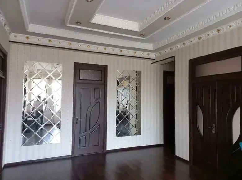 Сотилади 5 хонали ҳовли уй, 400 м² — Яшнобод тумани