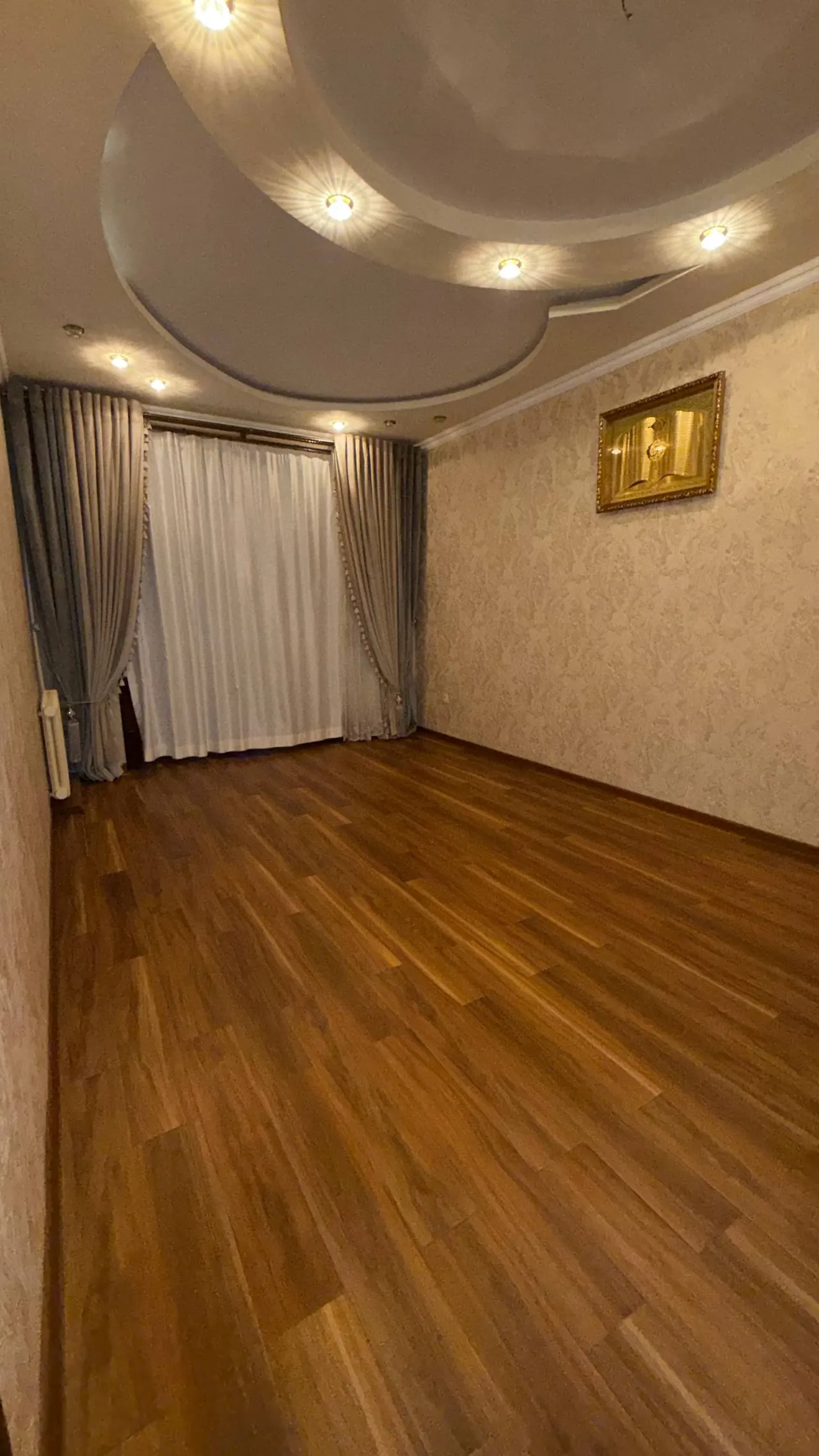 Sotiladi 3 xonali kvartira, 70 m², 2/5 qavat — Yunusobod tumani