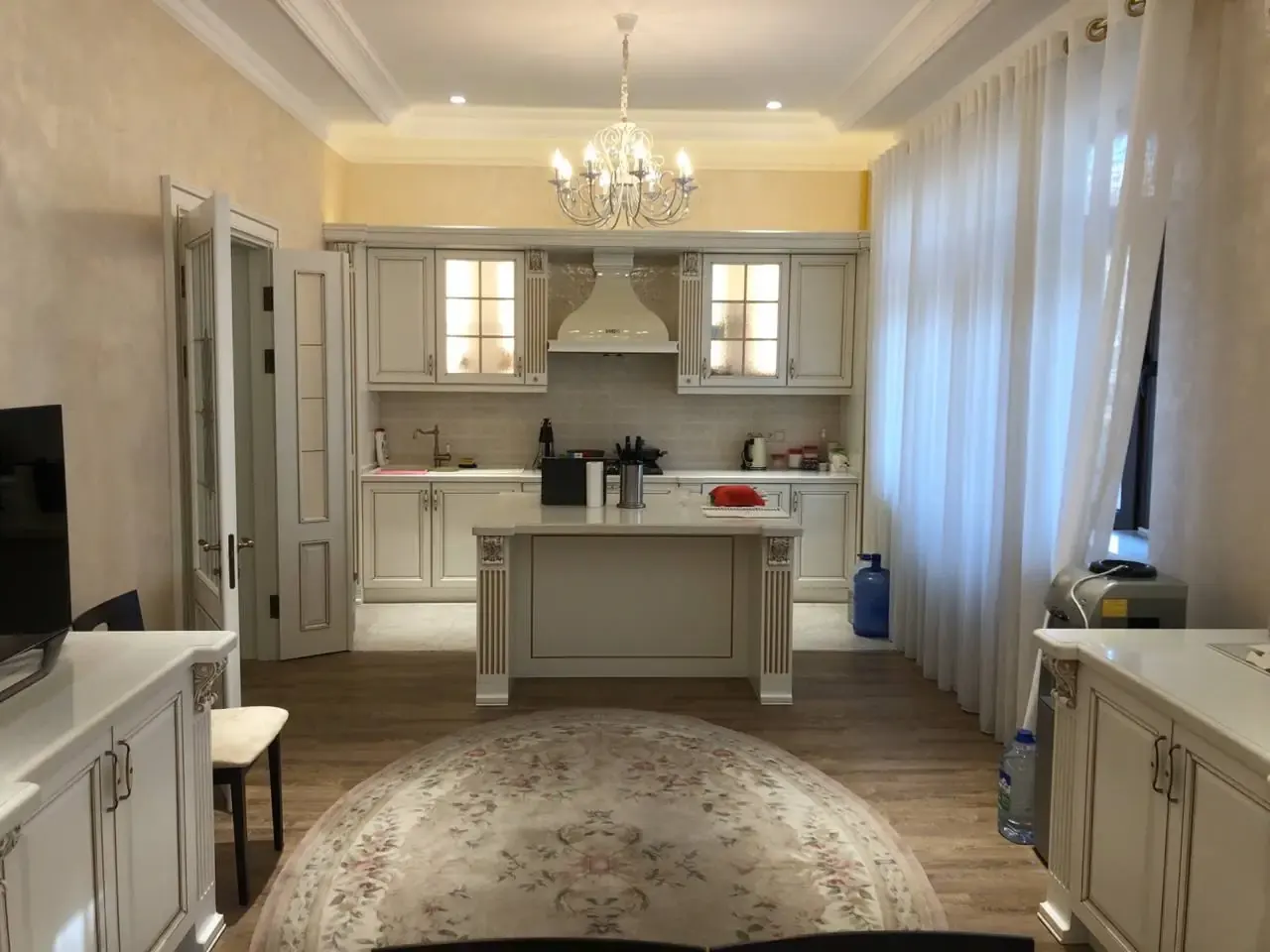 Ijaraga beriladi 3 xonali kvartira, 160 m², 3/8 qavat — Mirzo Ulugʻbek tumani