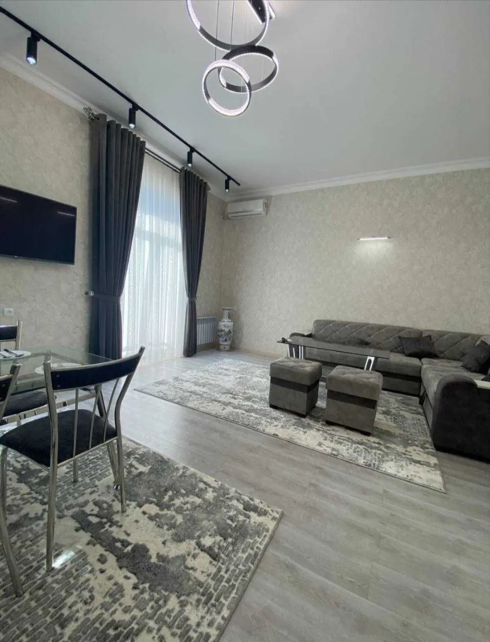 Ijaraga beriladi 3 xonali kvartira, 80 m², 8/10 qavat — Mirobod tumani