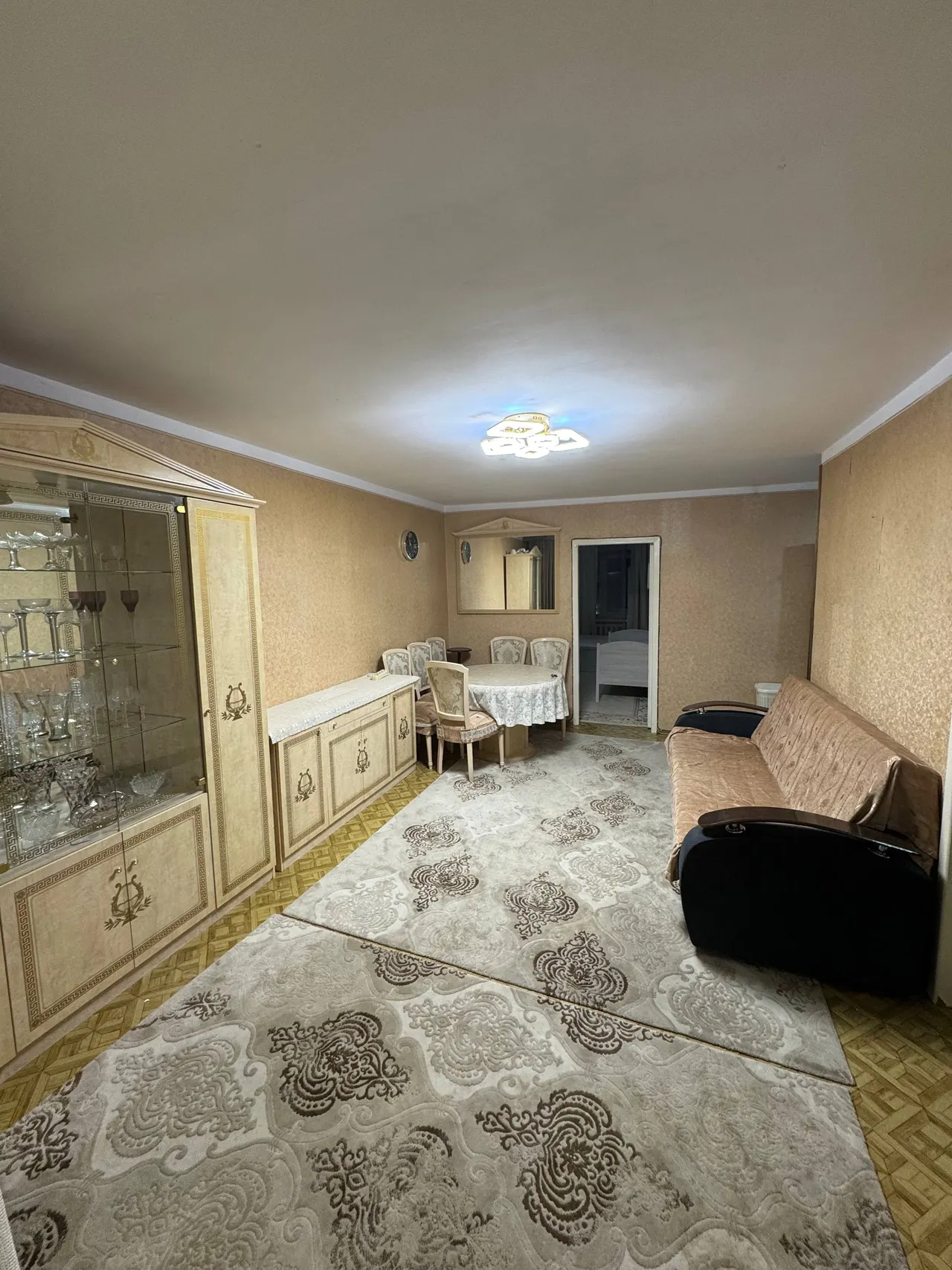 Сотилади 2 хонали квартира, 50 м², 2/4 қават — Чилонзор тумани