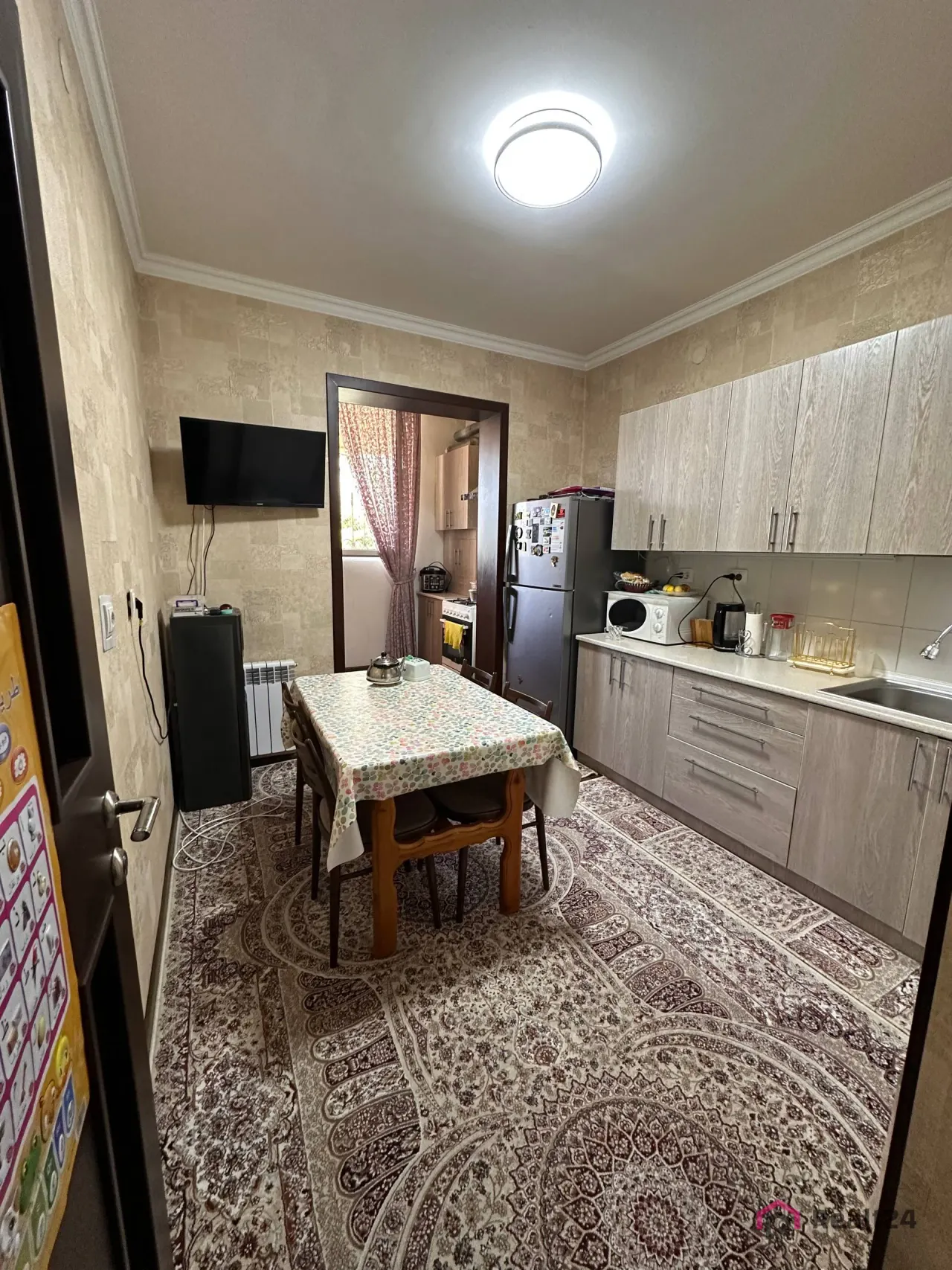 Продаётся 3-комнатная квартира, 73 м², 1/9 этаж — Янгихаётский район