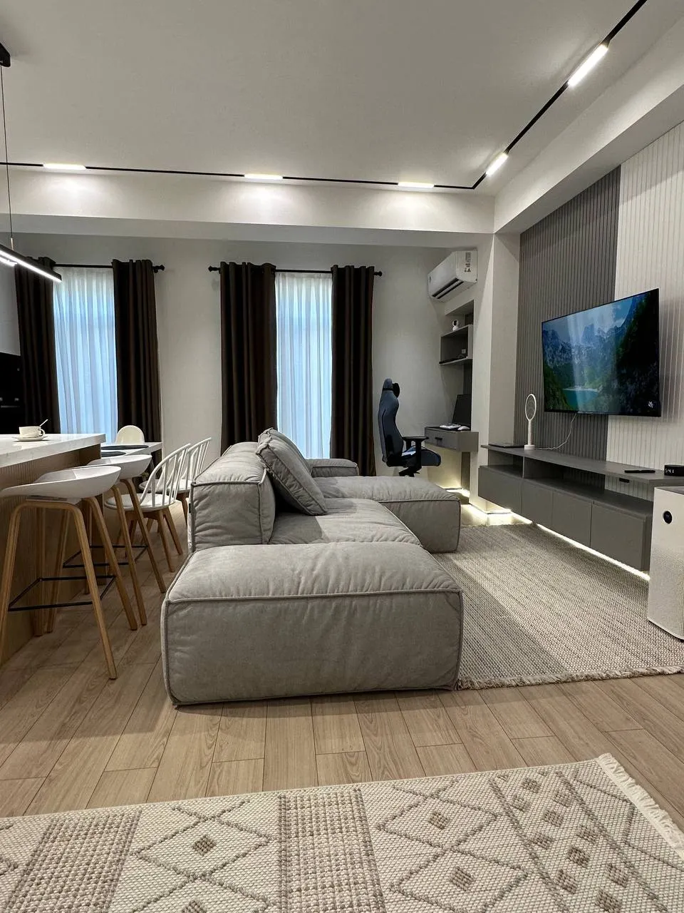 Продаётся 2-комнатная квартира, 82 м², 2/7 этаж — Мирабадский район