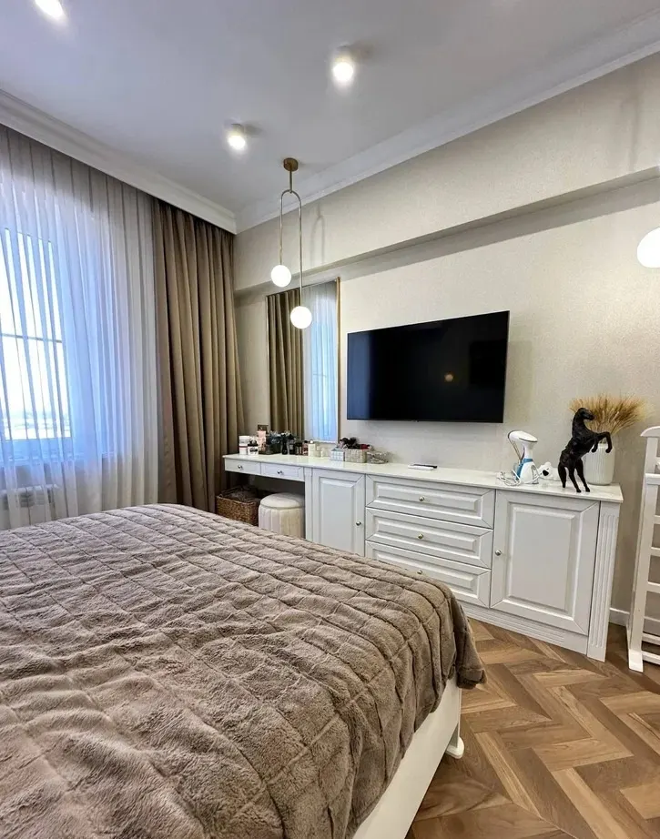 Ижарага берилади 4 хонали квартира, 120 м², 3/7 қават — Мирзо Улуғбек тумани