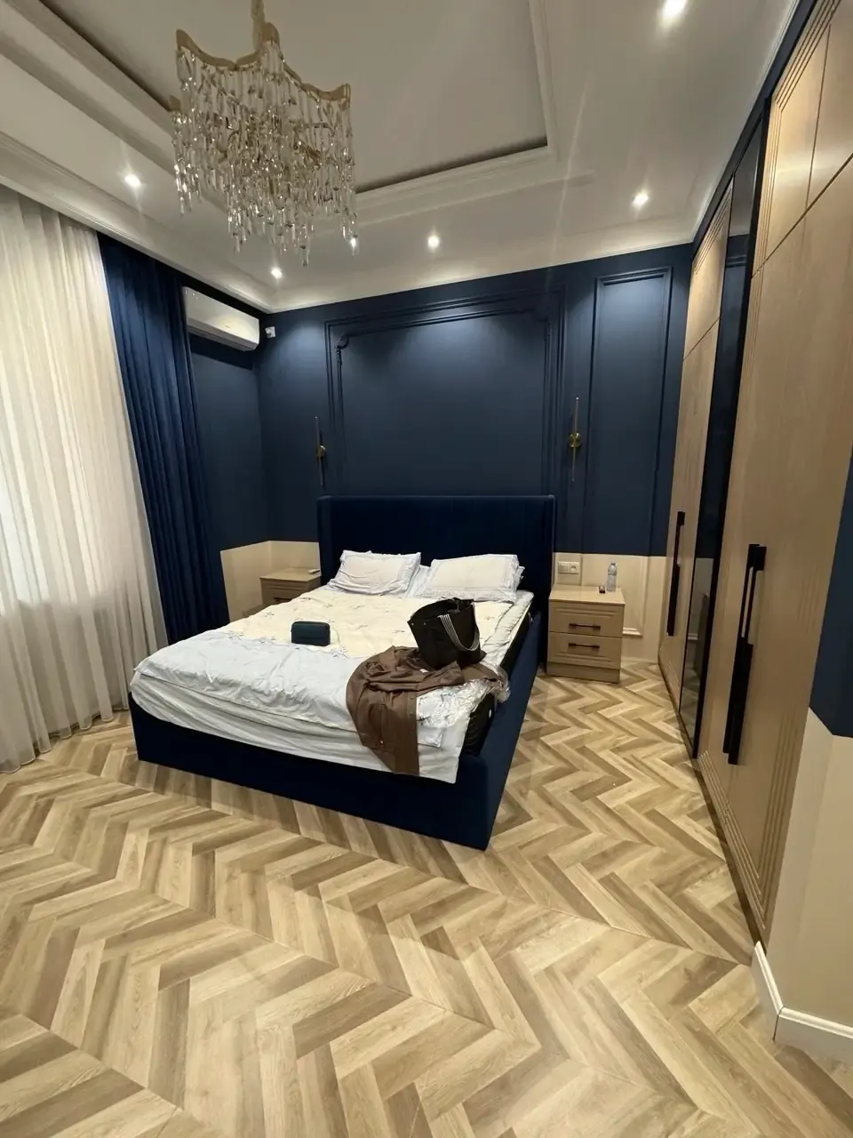 Сдаётся 5-комнатная дача, 3 сот., 300 м², 3/3 этаж — Юнусабадский район