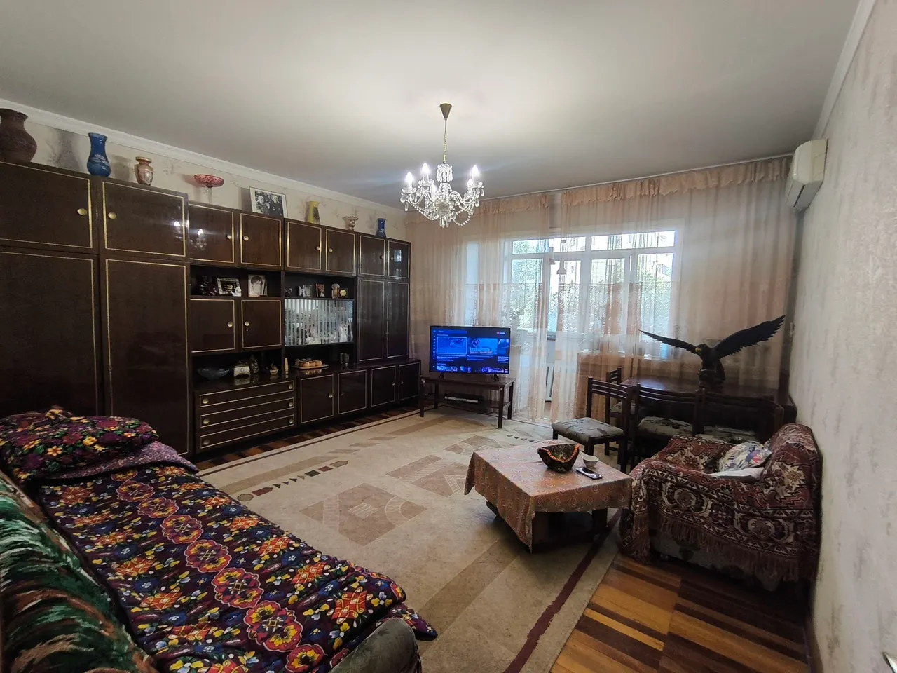 Сотилади 4 хонали квартира, 90 м², 4/9 қават — Мирзо Улуғбек тумани