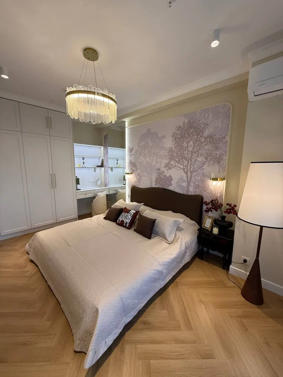 Sotiladi 2 xonali kvartira, 54 m², 7/27 qavat — Shayxontohur tumani