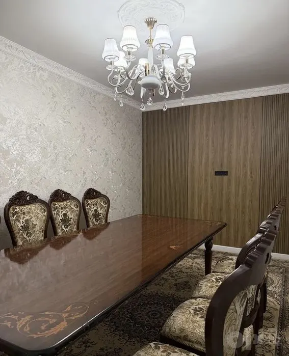 Сдаётся 4-комнатная квартира, 83 м², 1/6 этаж — Алмазарский район