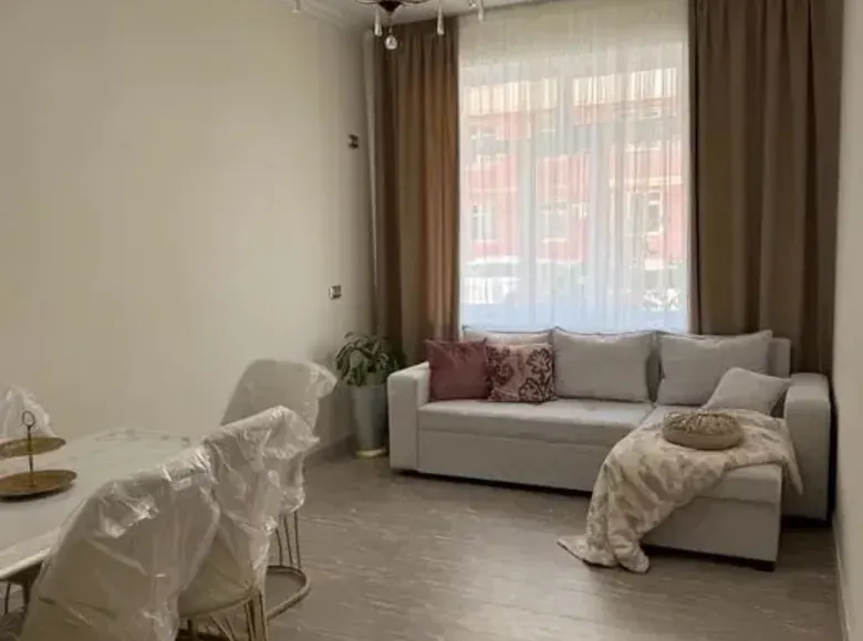 Продаётся 2-комнатная квартира, 65 м², 1/8 этаж — Юнусабадский район