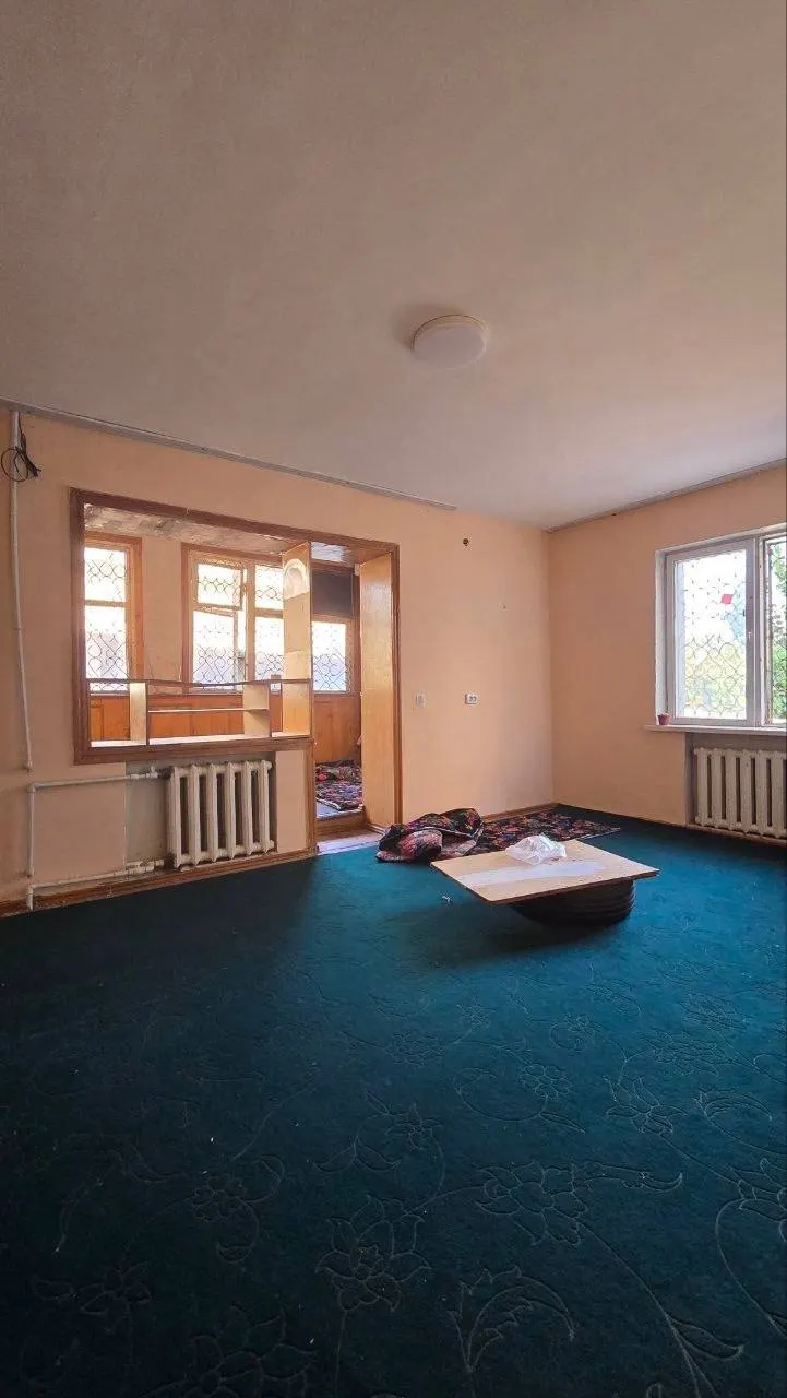 Продаётся 2-комнатная квартира, 50 м², 2/2 этаж — Шайхантахурский район