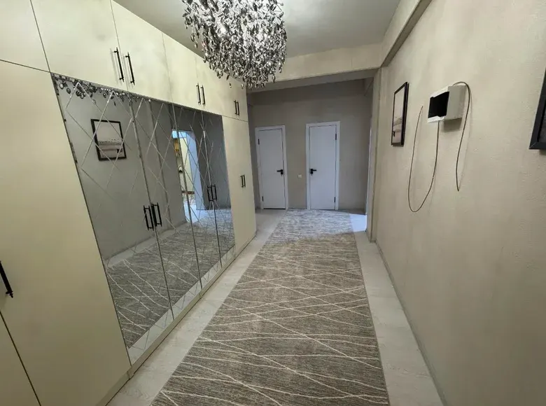 Ижарага берилади 3 хонали квартира, 90 м², 8/12 қават — Яккасарой тумани