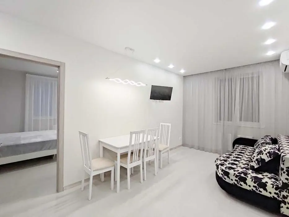 Ижарага берилади студия квартира, 95 м², 7/8 қават — Миробод тумани