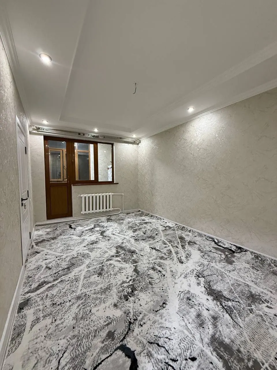 Sotiladi 4 xonali kvartira, 50 m², 4/4 qavat — Yunusobod tumani