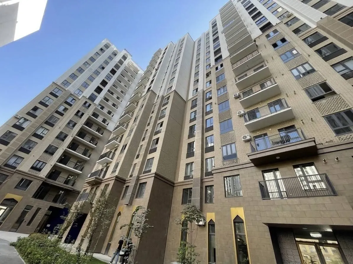 Продаётся 3-комнатная квартира, 76,3 м², 10/16 этаж — Мирабадский район