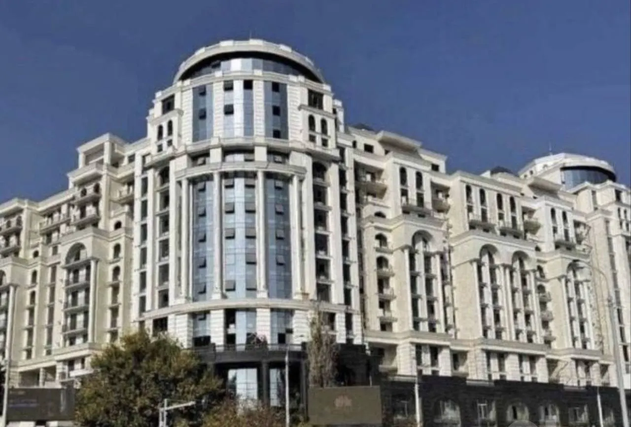 Сотилади 4 хонали квартира, 118 м², 11/13 қават — Юнусобод тумани