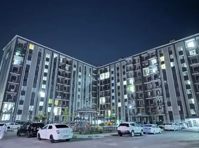 Сотилади 2 хонали квартира, 72 м², 1/9 қават — Янгиҳаёт тумани