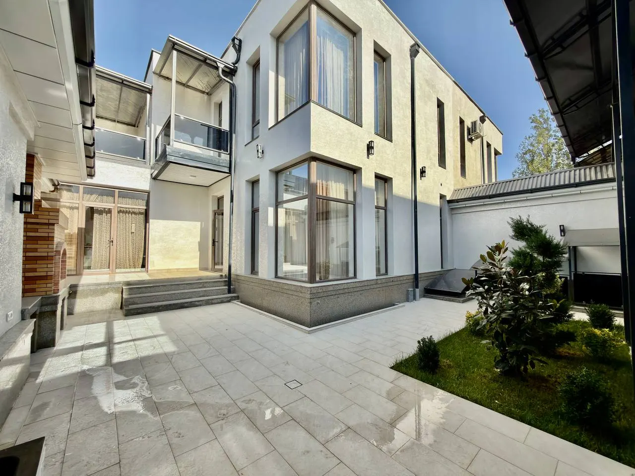 Sotiladi 7 xonali hovli uy, 2.2 sotix — Samarqand shahri
