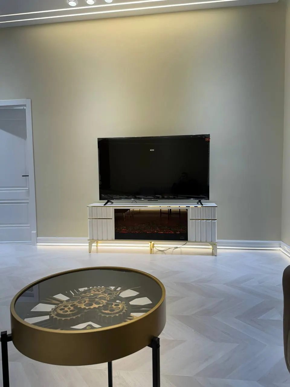 Сдаётся 3-комнатная квартира, 120 м², 8/13 этаж — Яккасарайский район