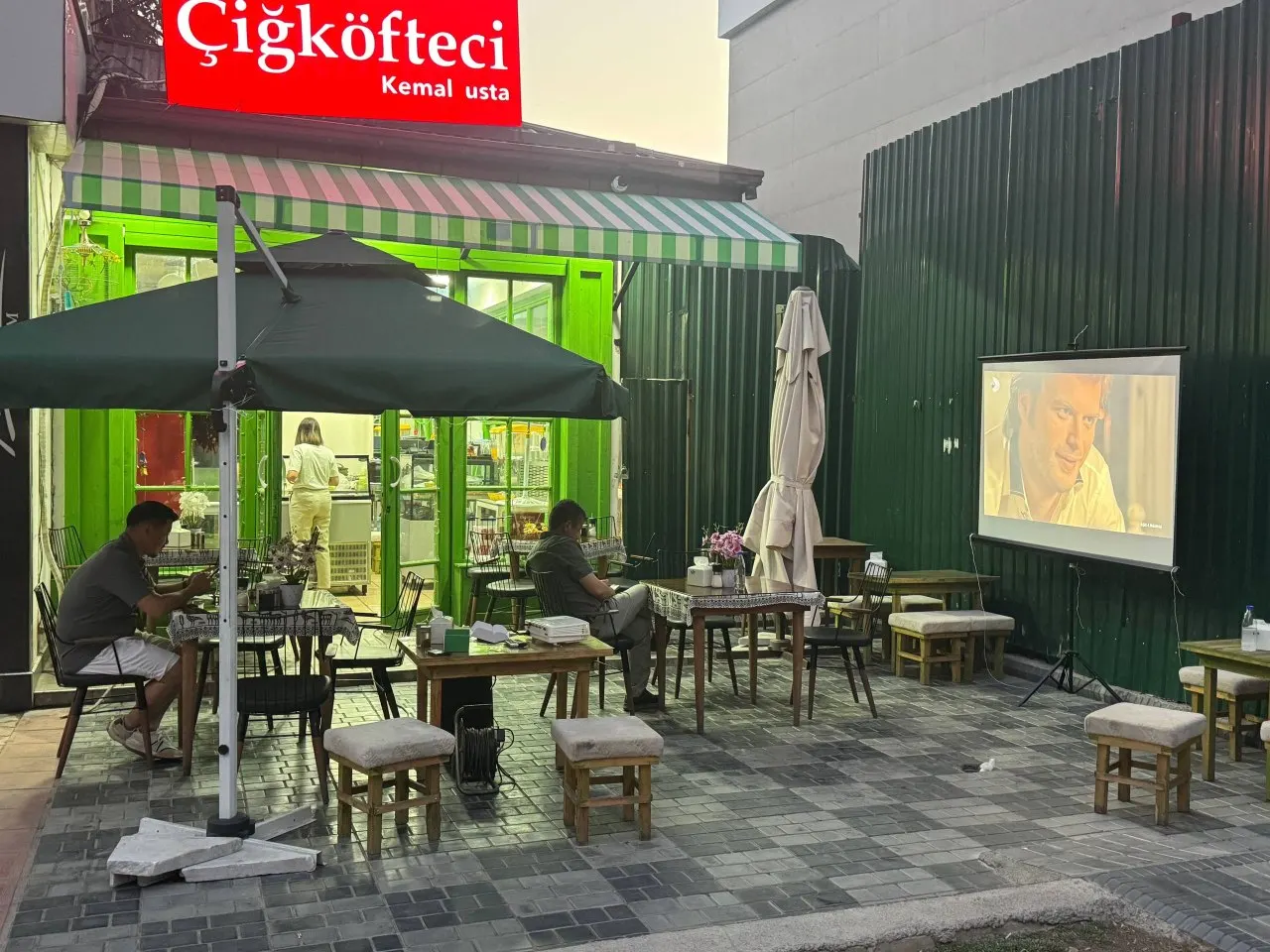 Сотилади тижорат биноси, 27 м² — Яккасарой тумани