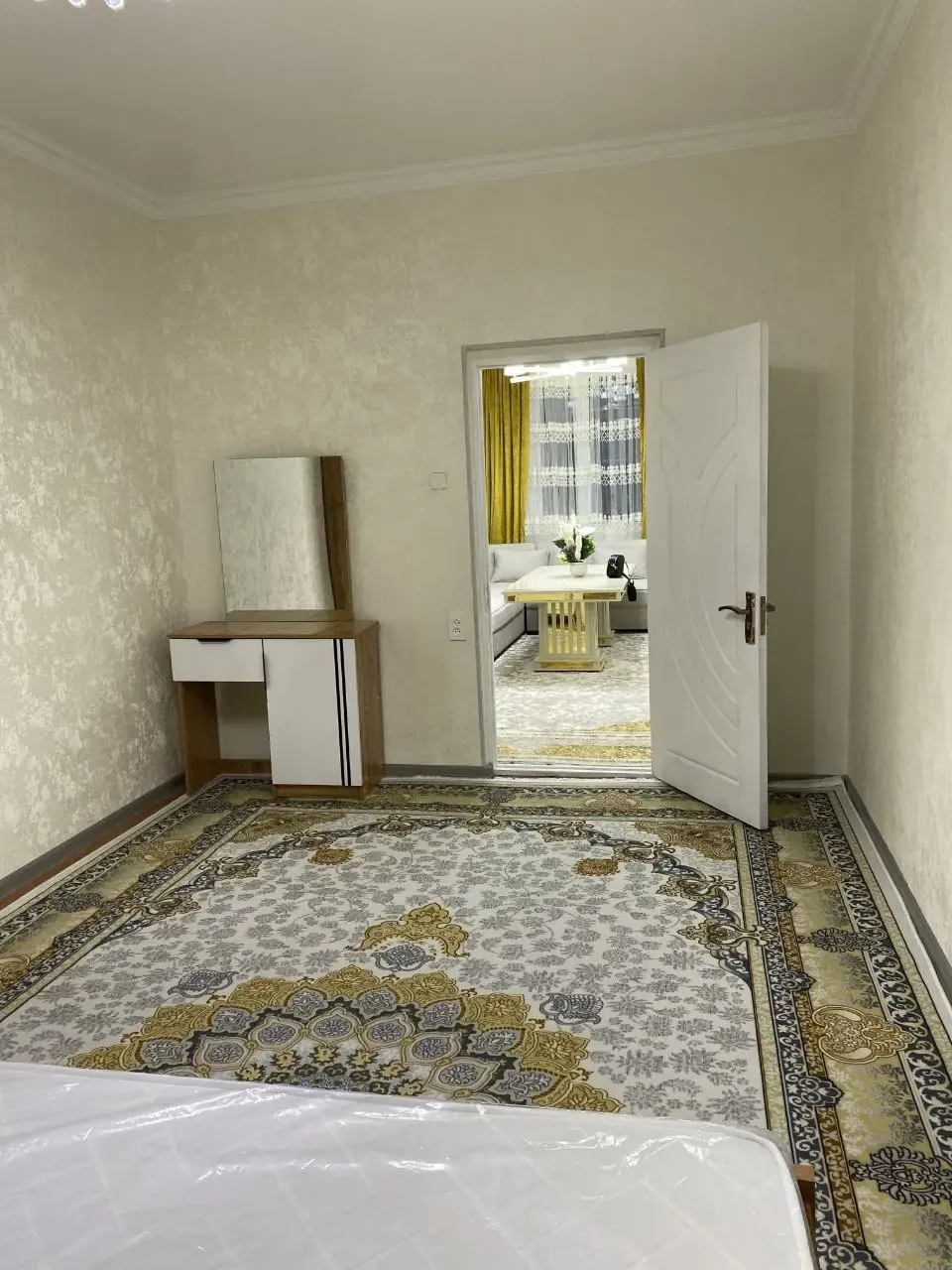 Сотилади 2 хонали квартира, 50 м², 1/4 қават — Чилонзор тумани