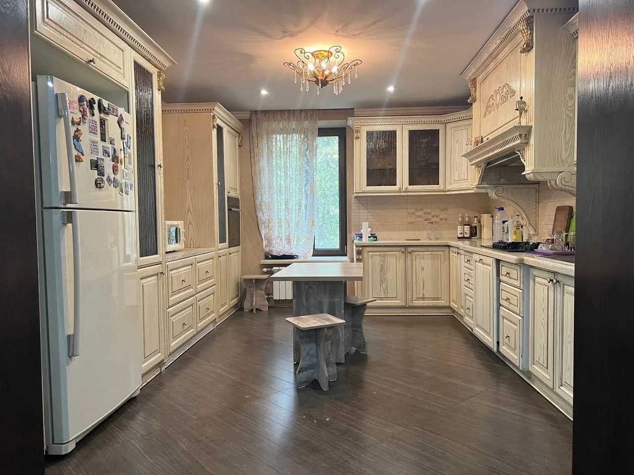 Продаётся 6-комнатная квартира, 220 м², 5/6 этаж — Мирабадский район