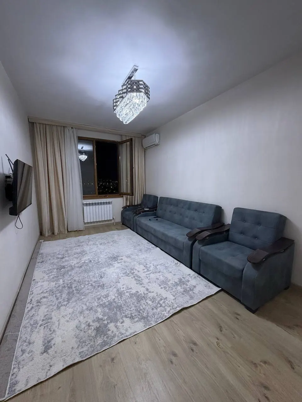 Продаётся 2-комнатная квартира, 48 м², 13/13 этаж — Алмазарский район