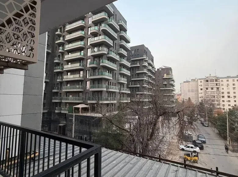 Сотилади 3 хонали квартира, 92 м², 3/9 қават — Миробод тумани