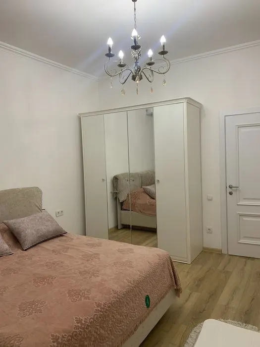 Ijaraga beriladi 3 xonali kvartira, 75 m², 2/8 qavat — Yakkasaroy tumani