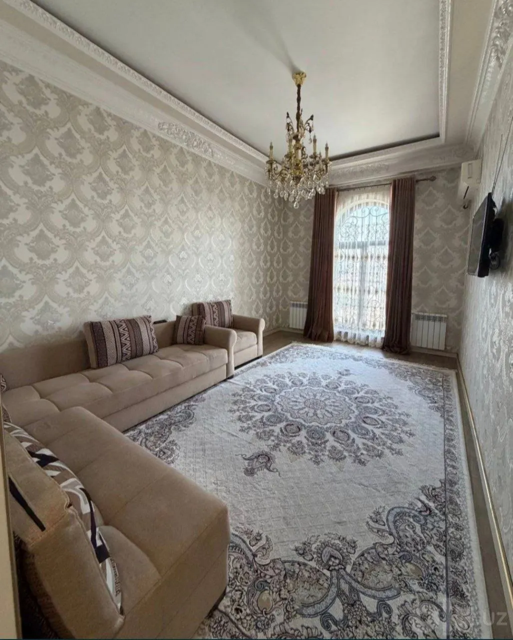 Сдаётся 2-комнатная квартира, 55 м², 9/9 этаж — Шайхантахурский район