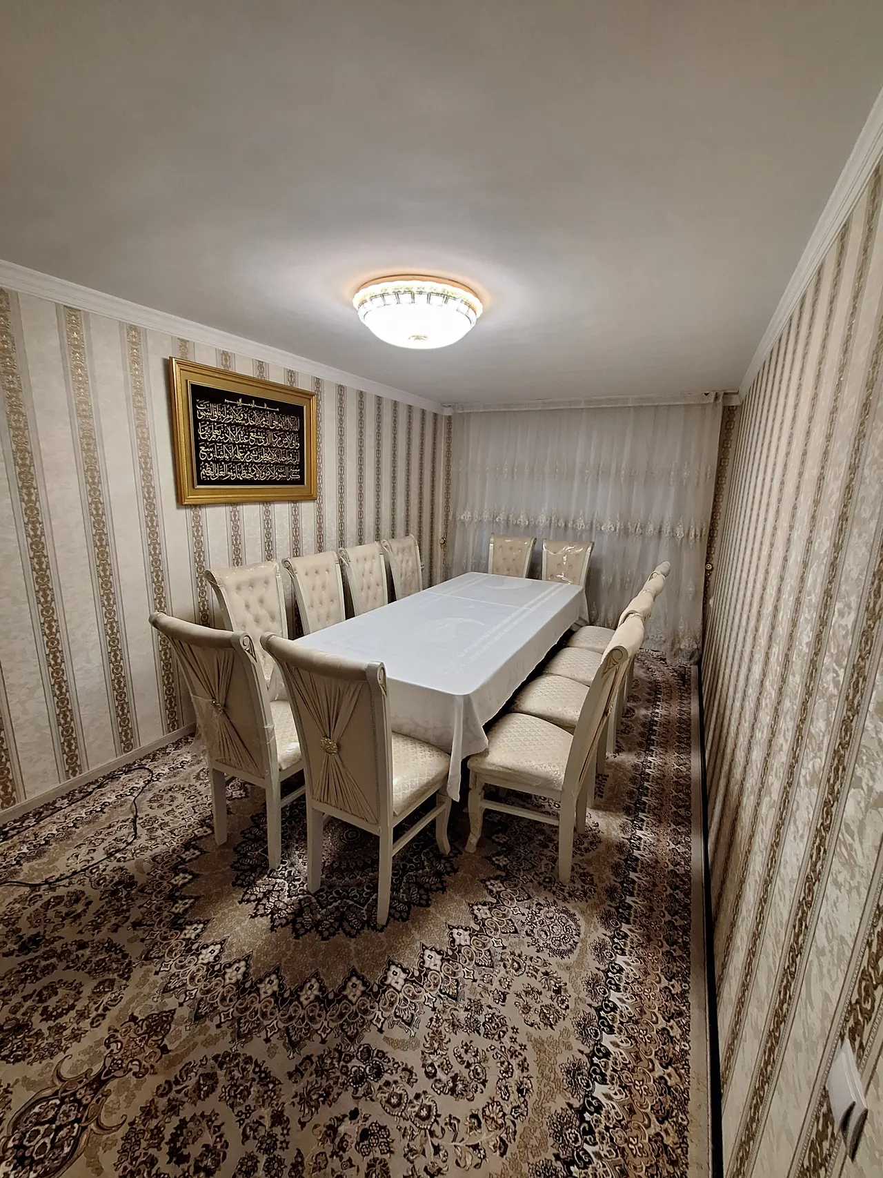 Сотилади 3 хонали квартира, 70 м², 1/5 қават — Қибрай тумани