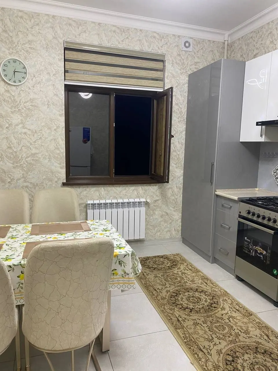 Сдаётся 2-комнатная квартира, 70 м², 3/3 этаж — Мирзо-Улугбекский район