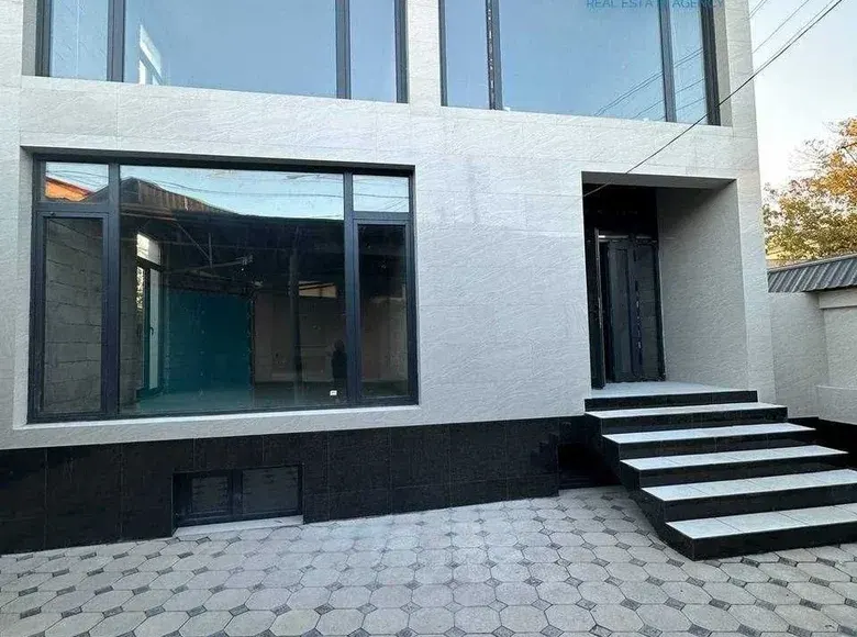 Sotiladi 5 xonali hovli uy, 180 m² — Shayxontohur tumani