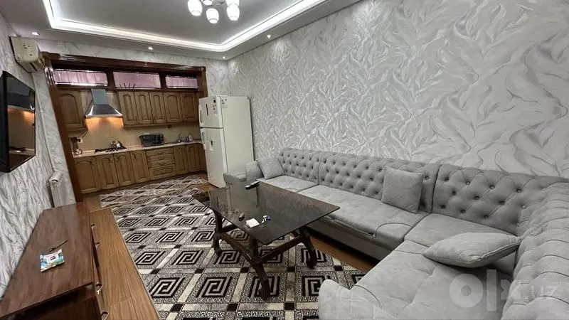 Сдаётся 4-комнатная квартира, 90 м², 1/4 этаж — Мирзо-Улугбекский район
