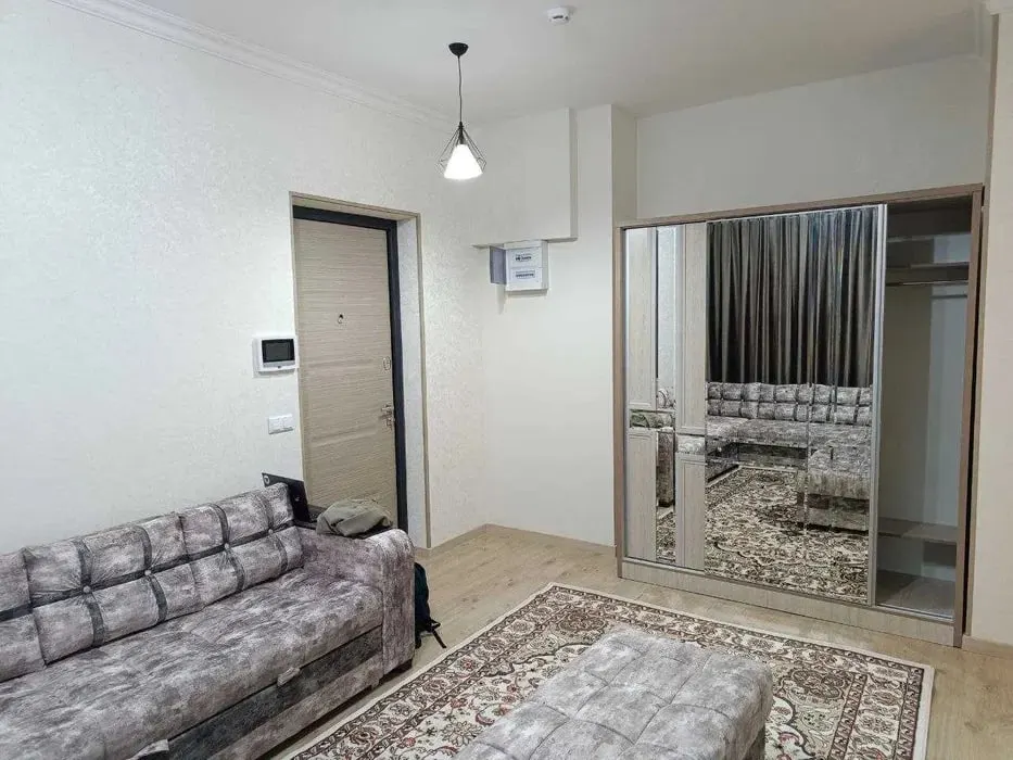Сдаётся 1-комнатная квартира, 40 м², 4/13 этаж — Юнусабадский район